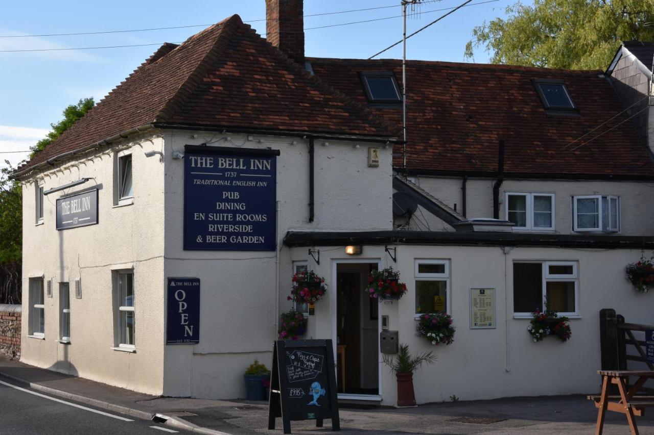The Bell Inn Солсбери Экстерьер фото